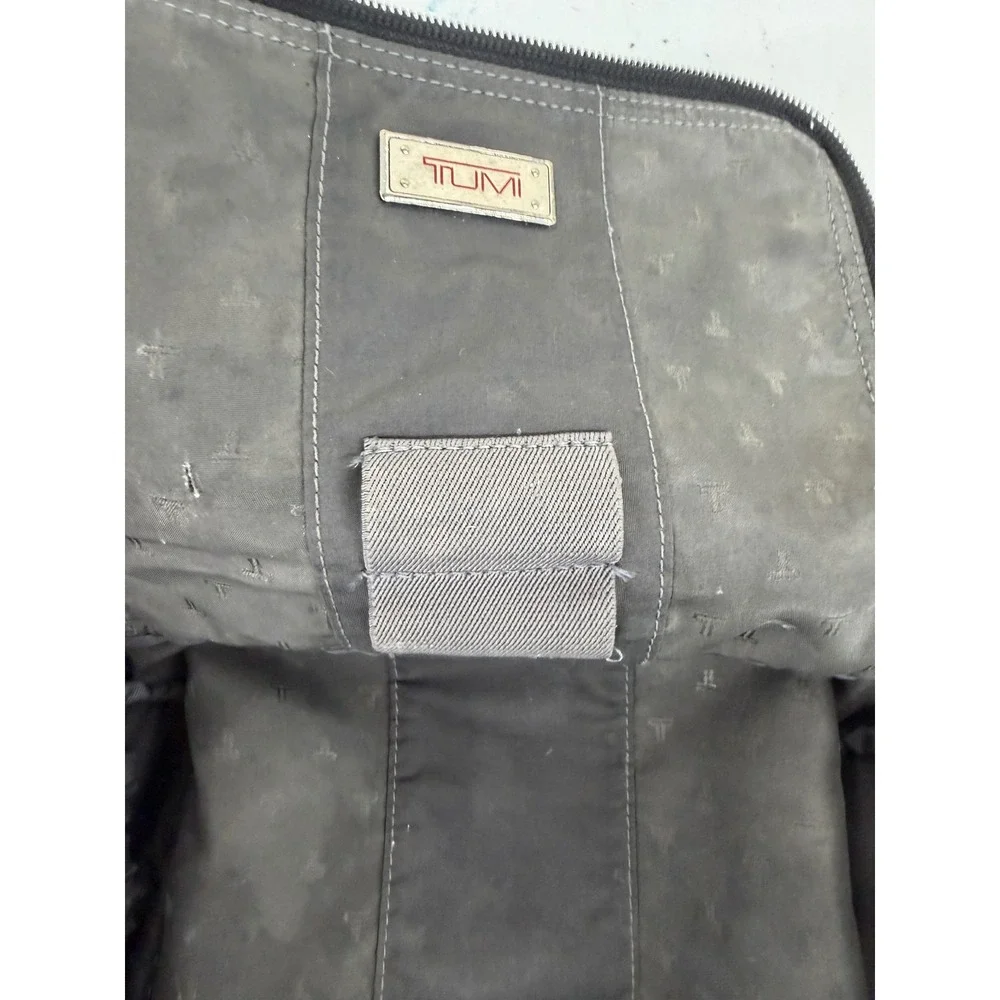 Tumi Alpha Black Ballistic Nylon Toiletry Travel Kit Bag 22190D4